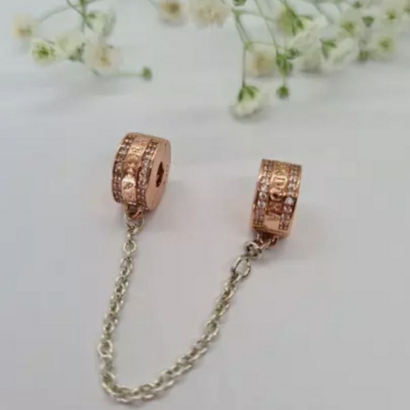 Pandora Rose Insignia safety chain. - Picture 4 of 8